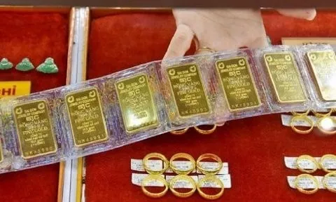Giá vàng 2/7: Vàng nhẫn đi lên, vàng miếng SJC vẫn "bất động"