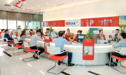 HDBank chốt quyền chia cổ tức bằng tiền và cổ phiếu tổng tỉ lệ 30%