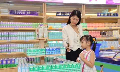 Vinamilk là thương hiệu sữa được chọn mua nhiều nhất 12 năm liền