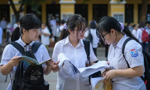 Hà Nội công bố điểm chuẩn trúng tuyển vào lớp 10 THPT năm 2024