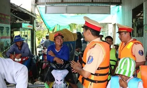 Bạc Liêu: Bảo đảm an toàn giao thông đường thủy trong mùa mưa bão