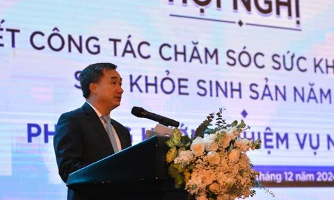 Năm 2025, cần tiếp tục tăng cường chăm sóc sức khỏe bà mẹ và trẻ em