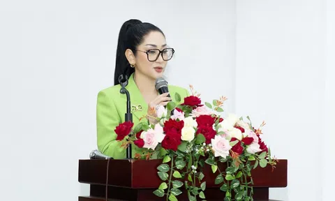 Hường Phạm: Phụ nữ kỷ nguyên mới phải biết tỏa sáng đúng cách