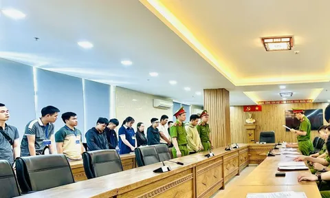Nhân viên OceanBank, LPBank bị cáo buộc giúp tội phạm mở tài khoản ma