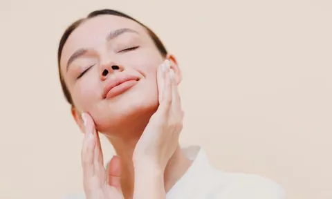 4 cách duy trì mỗi ngày để cải thiện da săn chắc hơn
