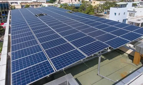 Bộ Công Thương: Người dân lắp điện mặt trời mái nhà chỉ cần thông báo, không cần giấy phép
