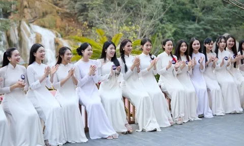Thí sinh Hoa hậu du lịch dân tộc Việt Nam 2025 hội tụ, tham quan các danh thắng bậc nhất Mộc Châu