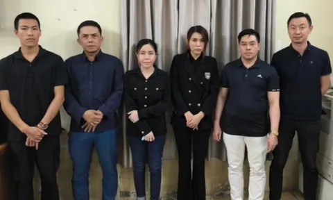 Vạch trần cách thức điều hành mại dâm của nữ tiếp viên hàng không cùng "chồng hờ"