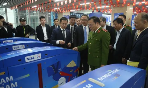 Tuyến Cát Linh-Hà Đông vận hành hệ thống soát vé tự động