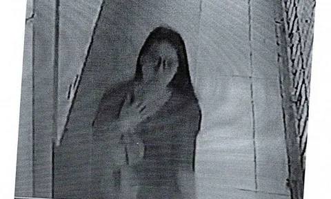 Bắt người phụ nữ lẻn vào ký túc xá trộm tài sản của học sinh Lào