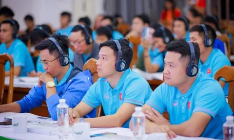 Liên đoàn Bóng đá Việt Nam đào tạo về dinh dưỡng cho huấn luyện viên và cầu thủ bóng đá