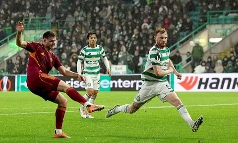 Celtic thảm bại trước Roma, HLV Wilfried Nancy lập kỷ lục buồn