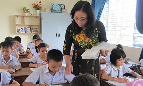 Tuổi nghỉ hưu của giáo viên từ 2026: Ai được nghỉ sớm, ai làm việc lâu hơn?