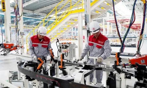 Phát triển lĩnh vực công thương tự chủ, hiện đại, chuyển đổi xanh, chuyển đổi số và hội nhập quốc tế