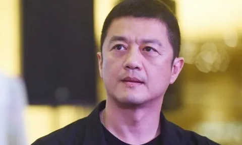 "Đại hiệp" đình đám, được fan quyên góp 34 tỷ đồng giải cứu trong ê chề