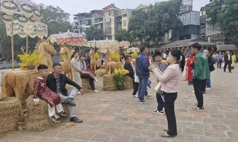 Trên 593.000 lượt khách đến Hà Nội trong 5 ngày nghỉ Tết Nguyên đán