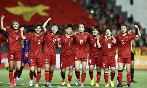 Bầu Hiển và cuộc cách mạng bóng đá nữ Việt Nam