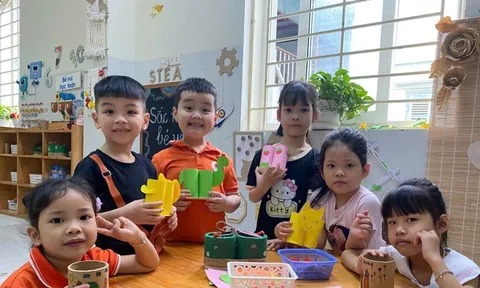 Khi những ” Chiến binh nhí” lớp A2 tắt đèn để thắp sáng tương lai