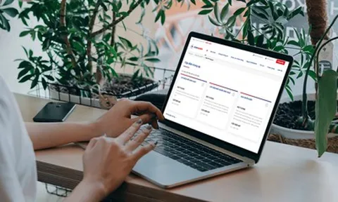EVNHANOI không ngừng đẩy mạnh chuyển đổi số, đưa dịch vụ cấp điện trung áp lên nền tảng Internet