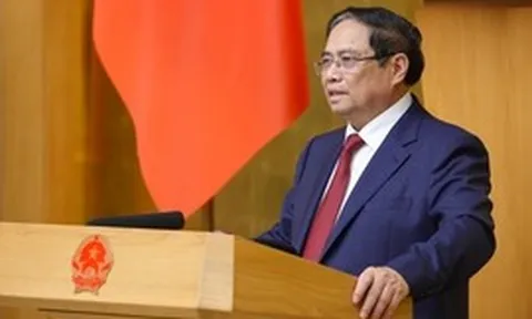 Thủ tướng: Kiên định mục tiêu tăng trưởng 2 con số; biến khó khăn, thách thức thành cơ hội tái cơ cấu nền kinh tế, nâng cao năng lực cạnh tranh