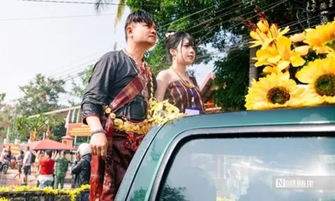 Vui Tết Bunpimay ở Buôn Đôn, gắn kết văn hoá nơi vùng biên Việt Nam – Lào