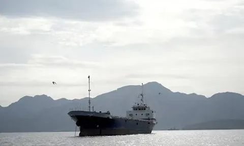 Chính phủ Iran đề xuất, cho phép tàu thuyền tự do di chuyển qua mạn Eo biển Hormuz phía Oman