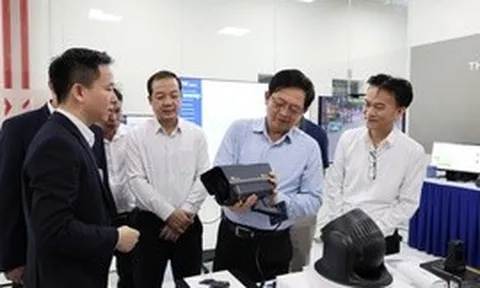 Phó Thủ tướng Hồ Quốc Dũng: Hoàn thiện thể chế, xây dựng 'đầu tàu' công nghệ để làm chủ camera AI