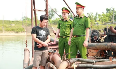 Nhận diện khó khăn, tăng cường đấu tranh với “cát tặc” trên sông Lam