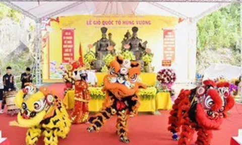 Trang trọng lễ giỗ Quốc Tổ Hùng Vương ở Hà Tĩnh