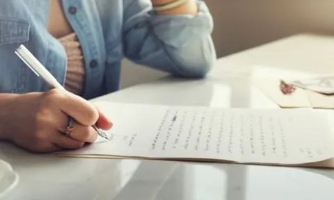 Những lá đơn nghỉ việc