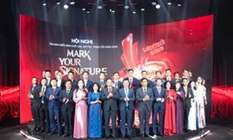 Viettel tôn vinh 20 'ngôi sao' toàn cầu