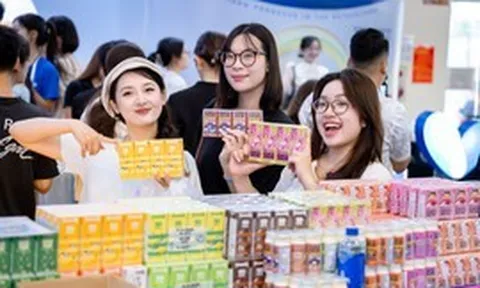 Hành trình "50 năm phụng sự khát vọng Việt" được Vinamilk kể lại tại triển lãm chuyên ngành sữa 2026