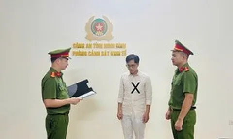 Ninh Bình: Khởi tố đối tượng buôn bán giày dép giả mạo nhãn hiệu trị giá hơn 3,1 tỷ đồng