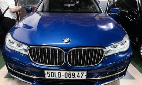 Giảm giá 2 xe sang của bà Trương Mỹ Lan
