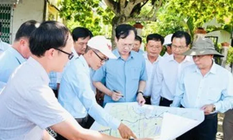 Chủ tịch UBND tỉnh Vĩnh Long yêu cầu gỡ 'điểm nghẽn' giải phóng mặt bằng để tăng tốc giải ngân đầu tư công