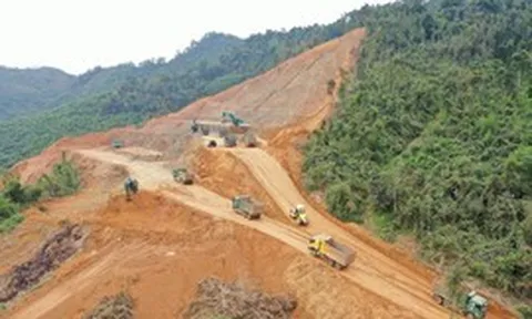 Một số dự án giao thông trọng điểm tiếp tục thiếu vật liệu thi công