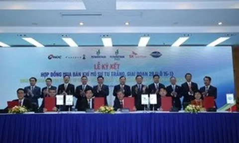 Phó Thủ tướng Thường trực Phạm Gia Túc chứng kiến ký kết 2 hợp đồng dầu khí quan trọng