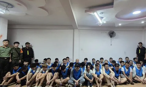 Triệt phá loạt ổ nhóm người nước ngoài, lập “đại bản doanh” lừa đảo ở Tp.HCM