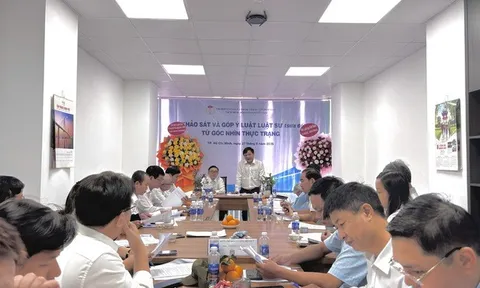 Góp ý sửa Luật Luật sư: Đề xuất bỏ thủ tục cấp giấy chứng nhận người bào chữa