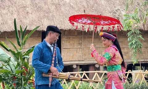 "Trải nghiệm văn hóa dân gian truyền thống" tại Làng Văn hóa - Du lịch các dân tộc Việt Nam