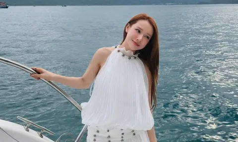 Nhã Phương - mẹ "bỉm sữa" 3 con khoe sắc vóc trẻ trung, xinh đẹp
