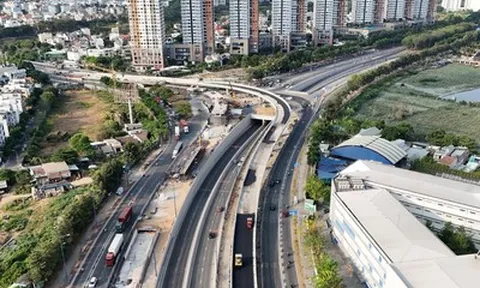 Vì sao nút giao thông lớn nhất Tp.HCM chưa thể về đích đúng hạn?