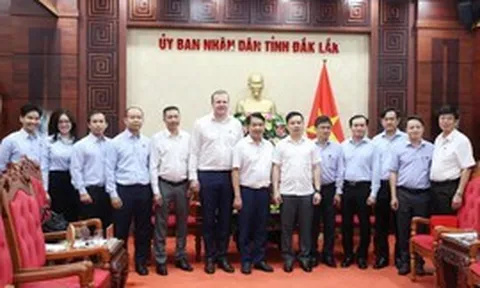 Hùng Nhơn và De Heus đề xuất mở rộng dự án nông nghiệp công nghệ cao ở Đắk Lắk