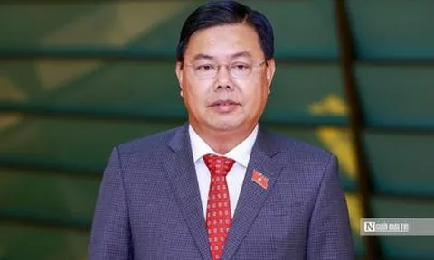 Ông Nguyễn Tiến Hải giữ chức Bộ trưởng Bộ Nội vụ