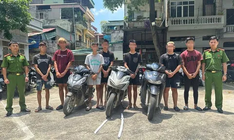Khởi tố 7 thanh niên từ 17-19 tuổi, vô cớ chém trọng thương người đi đường