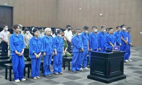Xét xử cựu Thứ trưởng nhận hối lộ: “Không chi tiền, hồ sơ của doanh nghiệp sẽ bị ngâm đến 2 năm”