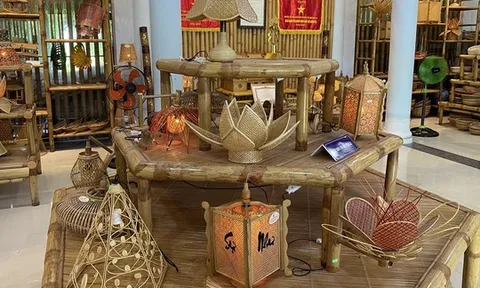 Làng nghề hơn 600 năm tuổi, lưu giữ sản phẩm mây tre đan truyền thống ở Cố đô Huế thu hút du khách