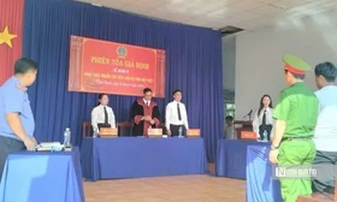 Cà Mau: Gần 300 cán bộ, người dân tham dự phiên tòa giả định về bảo vệ nguồn lợi thủy sản