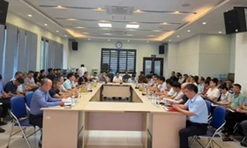 Hà Nội huy động 2.500 người và hàng trăm phương tiện ứng phó bão số 4