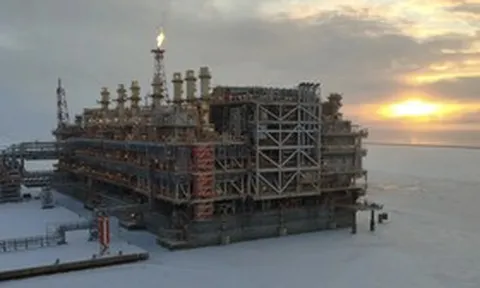 Hồi kết cho mối liên hệ giữa gã khổng lồ năng lượng Pháp và dự án LNG Nga ở Bắc Cực
